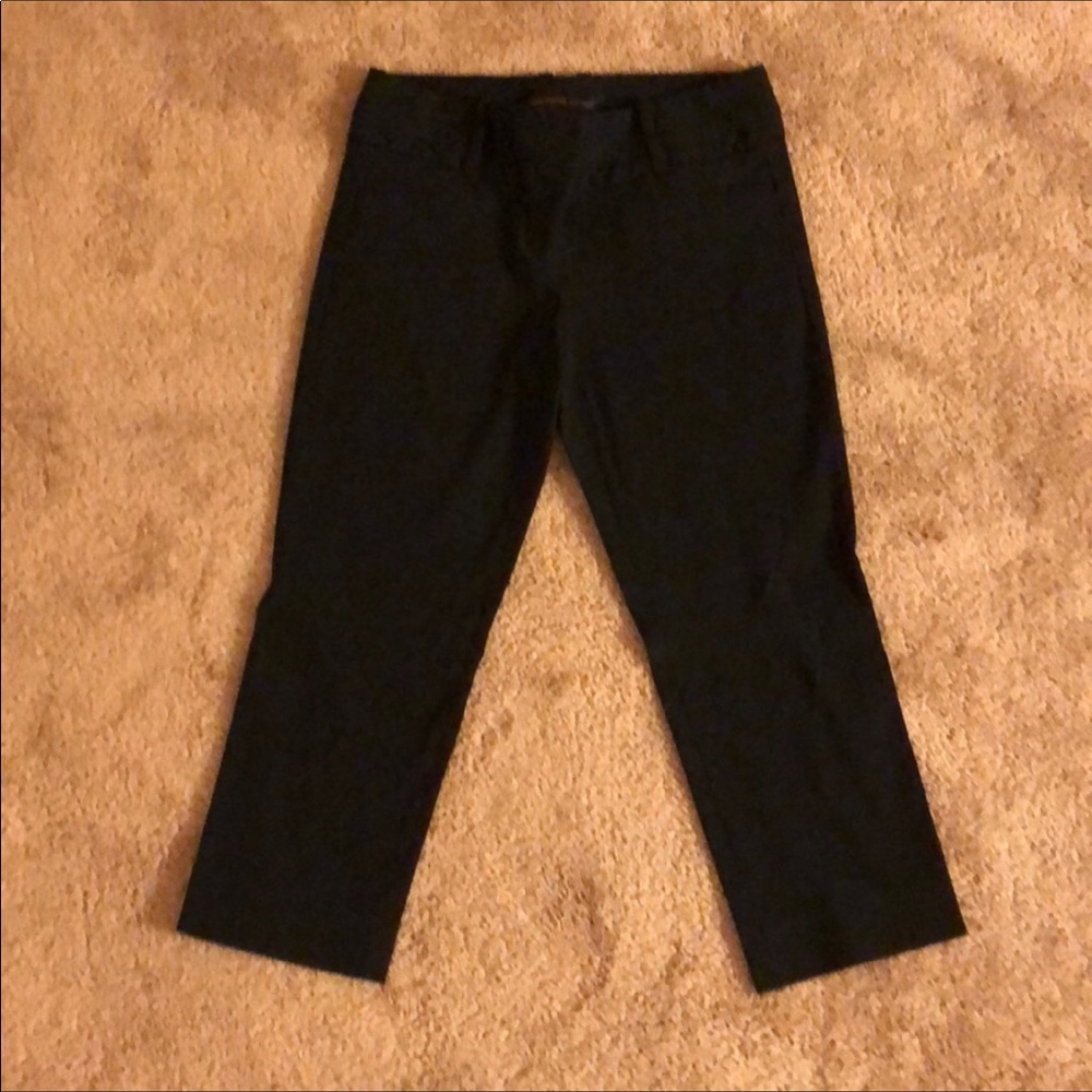Limited Drew Fit Black Capris